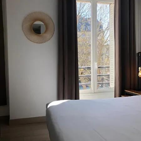Little Regina 2* Parigi
