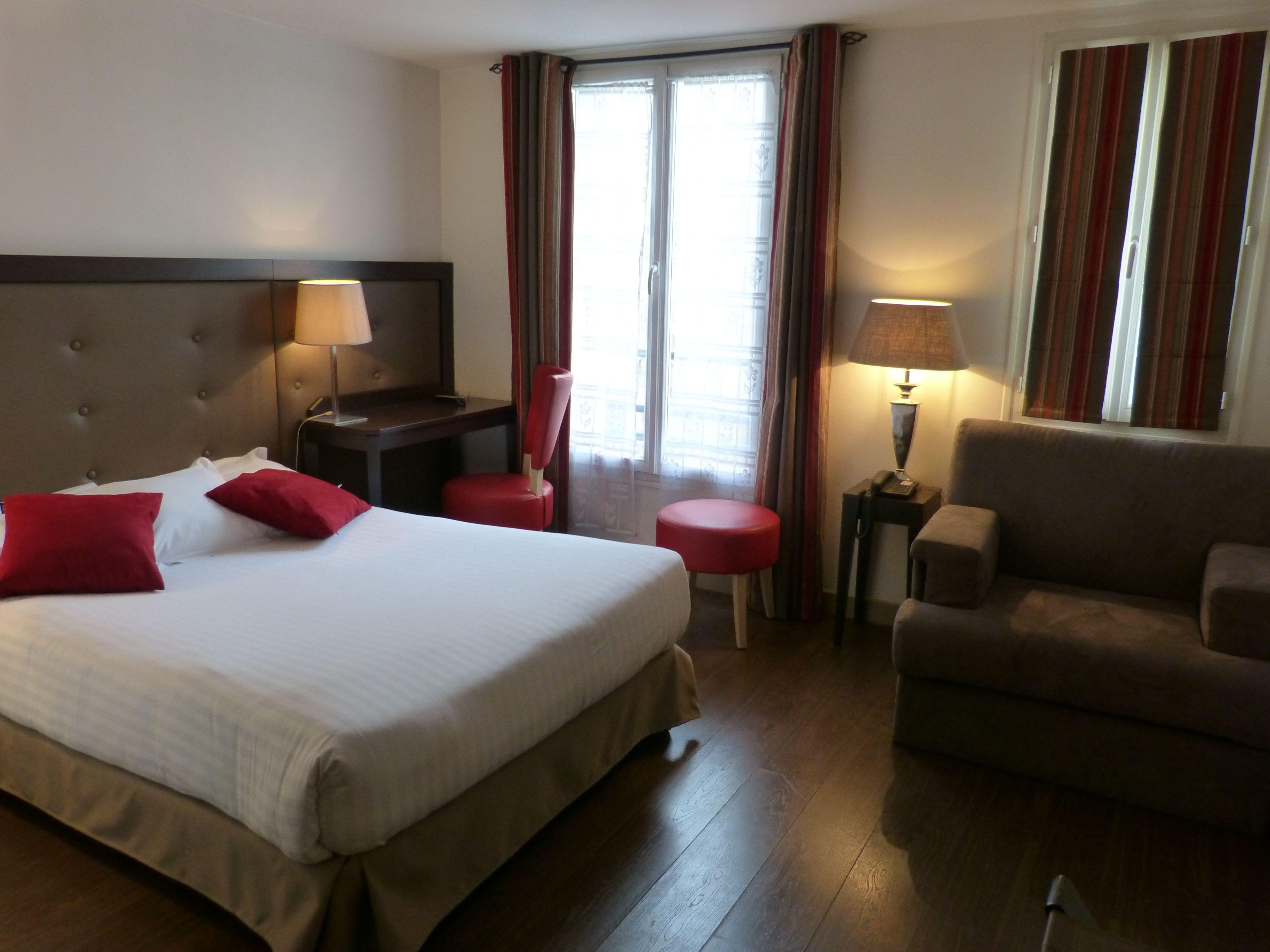 Little Regina Hotel 2*